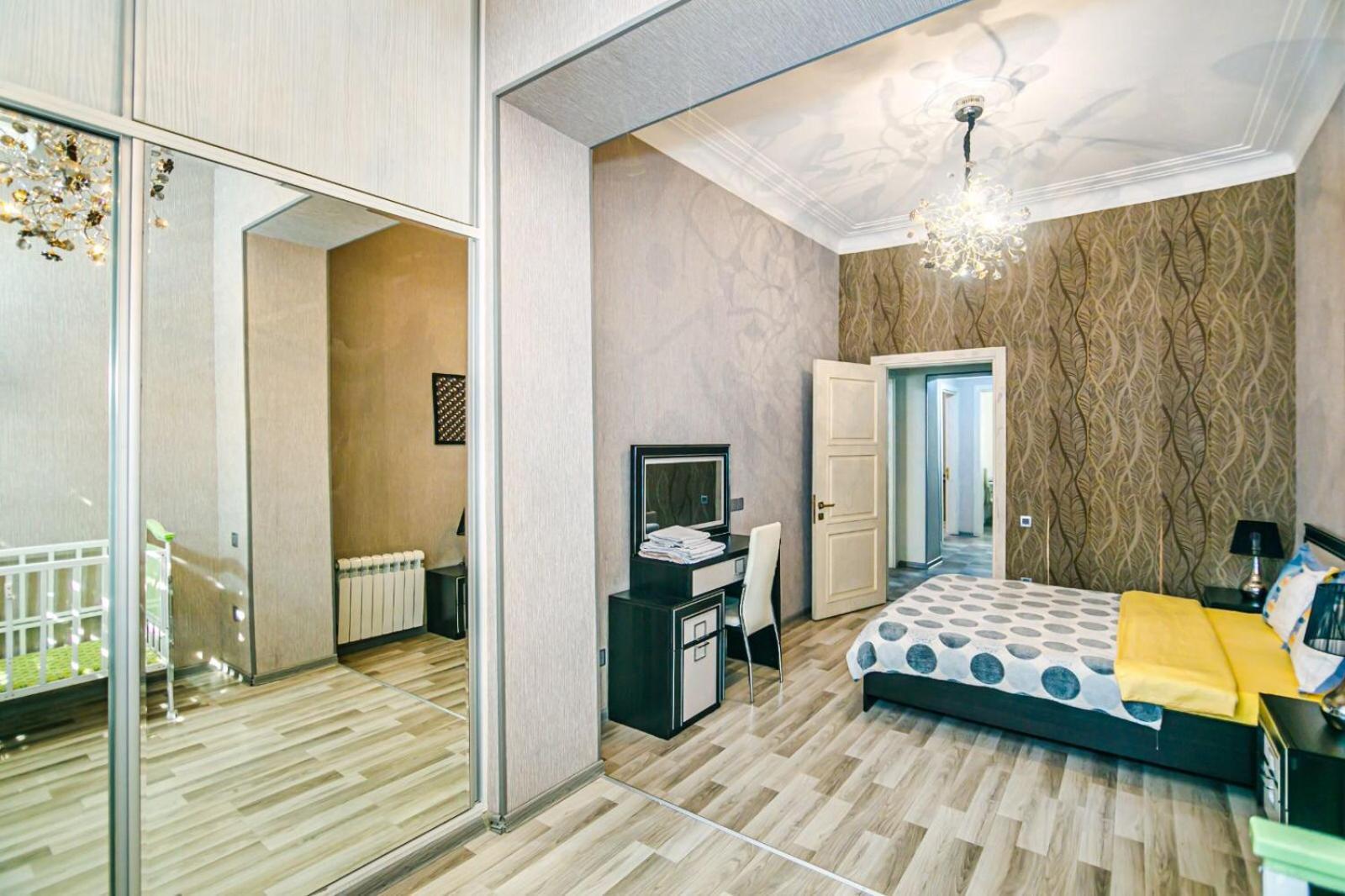 Azneft Square Deluxe Apartment Baku Exterior photo