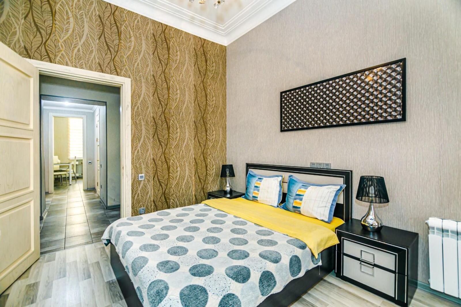 Azneft Square Deluxe Apartment Baku Exterior photo