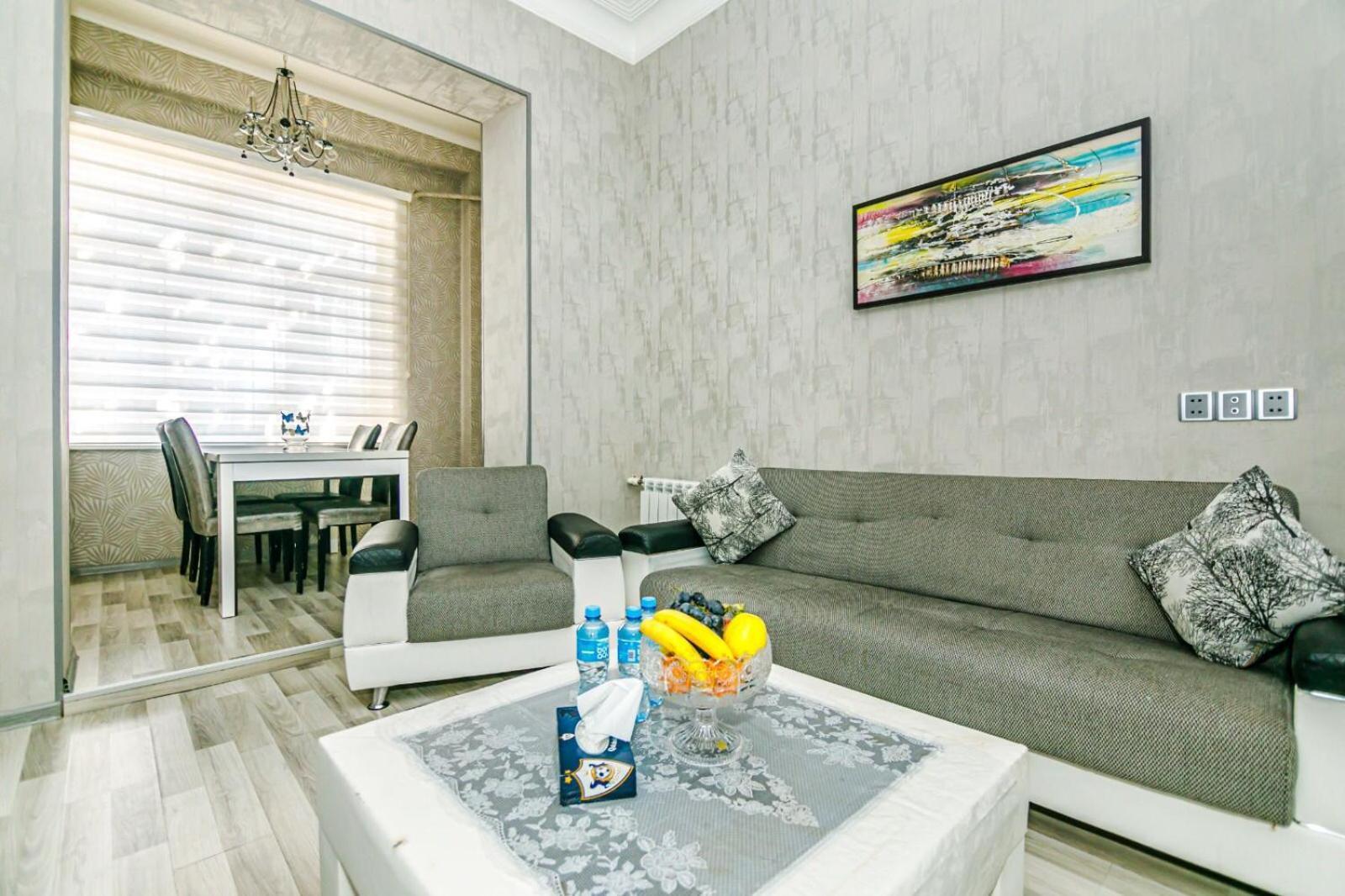 Azneft Square Deluxe Apartment Baku Exterior photo