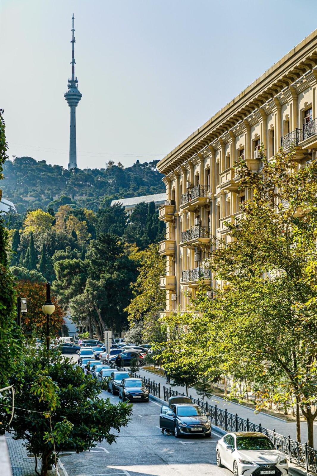 Azneft Square Deluxe Apartment Baku Exterior photo
